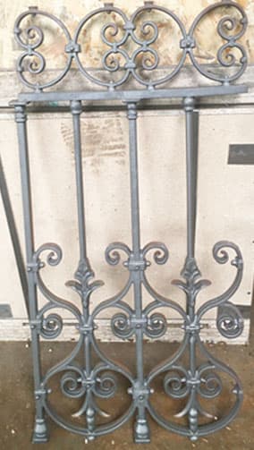 Geländer, kunstvoll gestaltetes Gusseisen-Geländer - Thumbnail 3