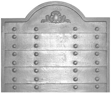 Rustikal mit Nägeln ohne Ringe